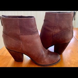 Arturo Chiang Hadley Block Heel Brown Booties SZ 9